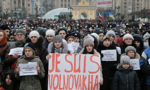 Protesters march for peace in Ukraine