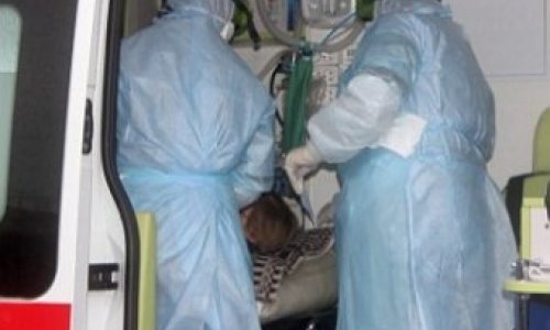 В Шереметьево задержали самолет из-за пассажира с симптомами Эболы
