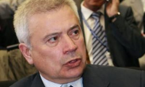 Вагит Алекперов назвал причины обрушения цен на нефть