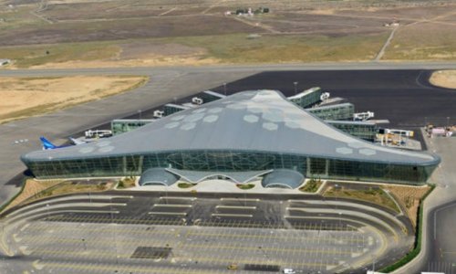 Duman Bakı aeroportuna necə təsir edib?