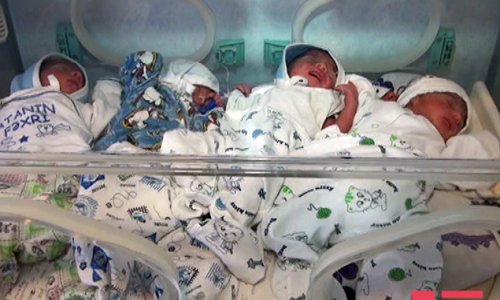 Azeri woman gives birth to quadruplets