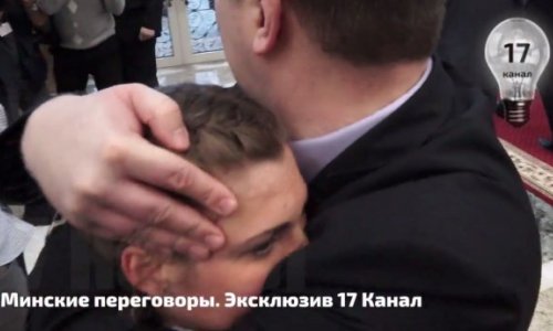 Телохранитель Лукашенко закрыл рот журналистке