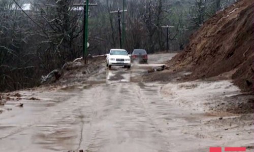 В Азербайджане вновь произошел оползень