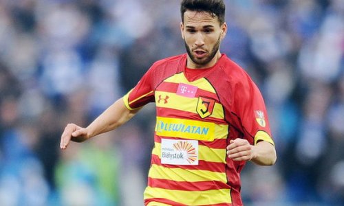 «Карабах» заключил контракт с испанским футболистом
