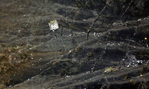 Germanwings plane crash: Recovery operation resumes