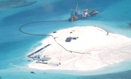 China building 'great wall of sand' in South China Sea