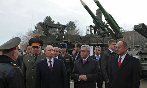 Putin seizes on Armenia dispute to buttress Iron Curtain remains