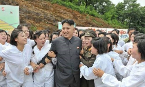 Kim Jong hərəmxana qurur - FOTOLAR