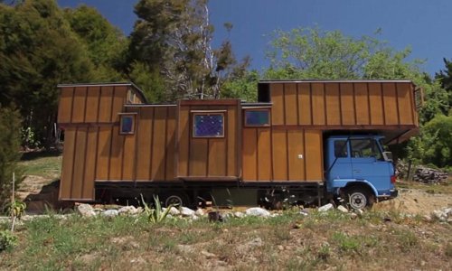 Couple converts 30-year-old flatbed truck into two bedroom solar