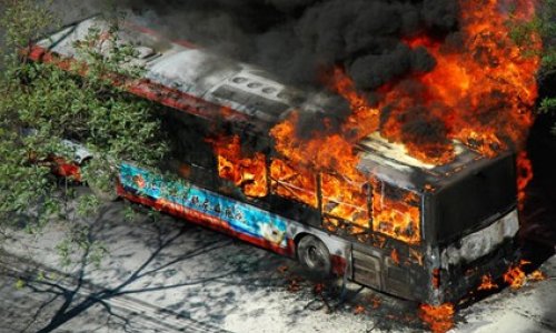 Bakıda 6 avtobus yandı