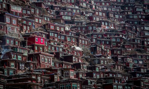 The largest Buddhist settlement in the world