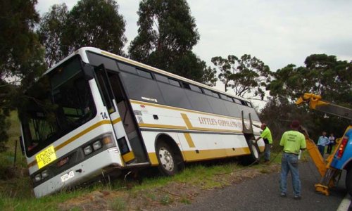 При аварии автобуса пострадали 40 человек