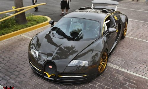 1 milyon dollarlıq Bugatti artıq Azərbaycanda - FOTO