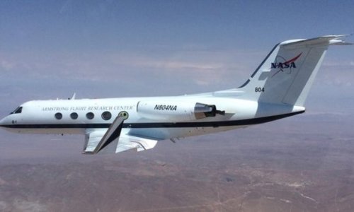 Nasa unveils shape-changing bird-like plane wing