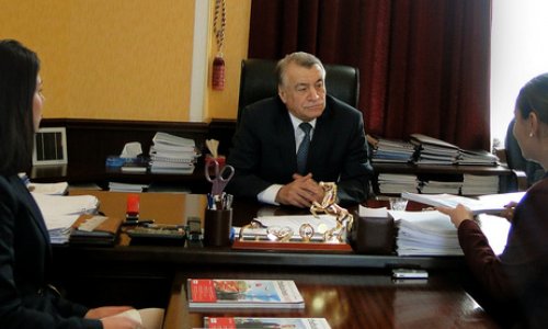 Azerbaijani energy minister says oil prices at $80/b acceptable