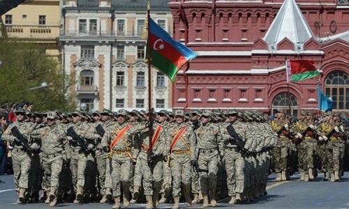 Azərbaycan hərbçiləri Moskva paradında - Fotolar