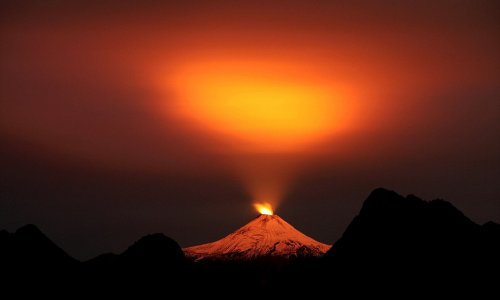 Apocalyptic skies return above Chile after second volcano erupts