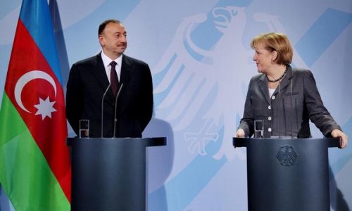 Angela Merkel: “Azərbaycanın mövqeyinə hörmət edirik”