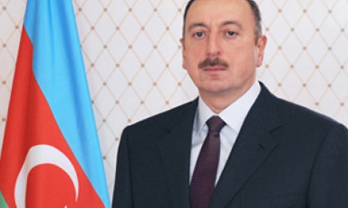 Президент Азербайджана поздравил своего российского коллегу
