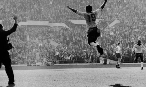 Two-time Brazilian World Cup-winning midfielder dies at 82