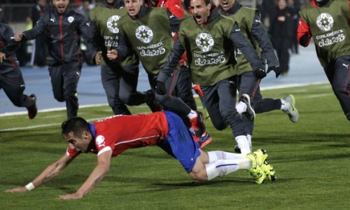 Chile 1 - 0 Uruguay