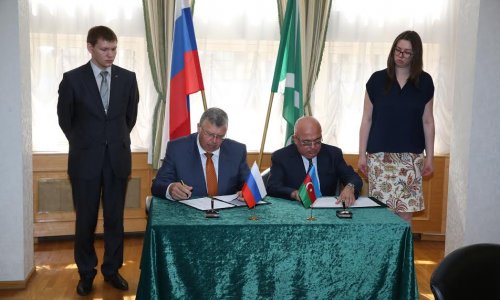 Таможенные службы Азербайджана и России подписали несколько документов