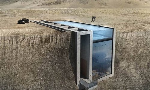 Casa Brutale: the concrete cliff-face villa