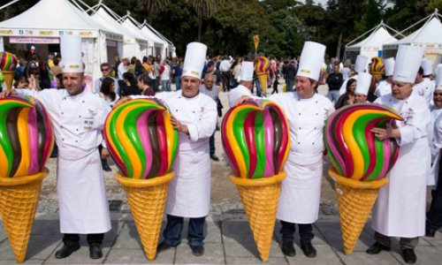 Dondurma festivalı keçirildi - VİDEO