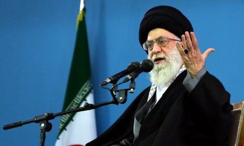 Али Хаменеи: США являются воплощением высокомерия
