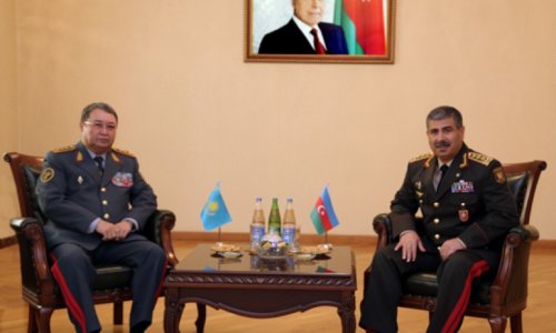 Azerbaijan, Kazakhstan discuss military cooperation