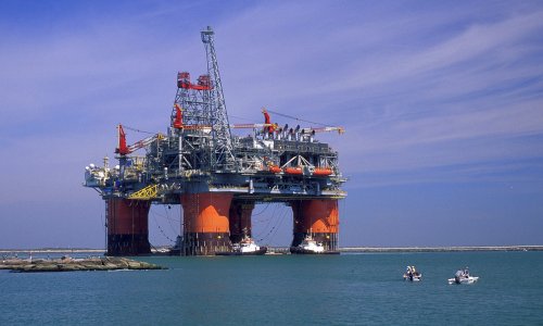 Azerbaijan oil output down 1.4 pct y/y in H1