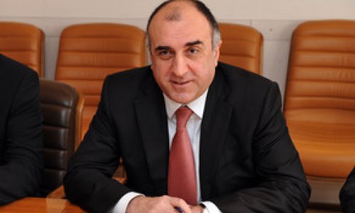 Elmar Məmmədyarov Moskvaya gedib