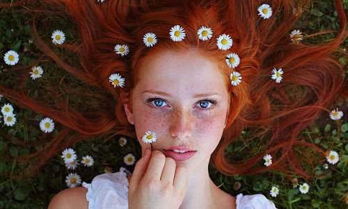 Photographer captures stunning portraits of flame-haired women