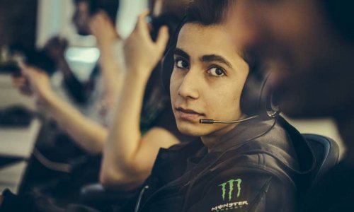 A Pakistani teen gets rich quick in e-sports