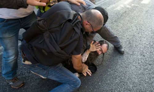 Jerusalem Gay Pride: Israel teenage stabbing victim dies