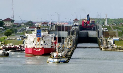 В Панамский канал не пустят крупные суда