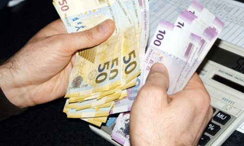 Azerbaijan’s FX frenzy continues amid speculation of devaluation