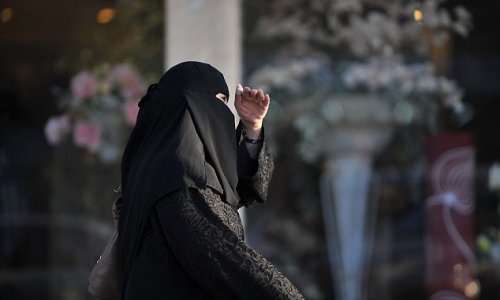 Saudi Arabian women get their first taste of democracy