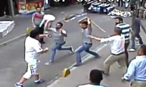 Mob of Turkish shopkeepers attack an Irish tourist with chairs and sticks
