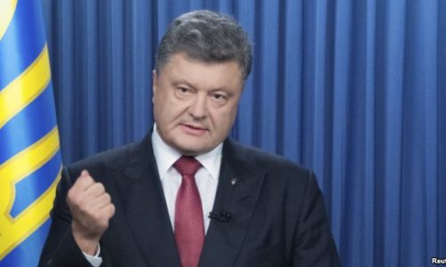 Poroshenko: “Ukraynaya arxadan zərbə vurulub”