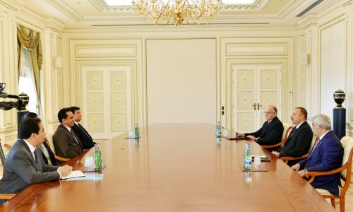 Petronas CEO meets President Aliyev, SOCAR CEO in Baku