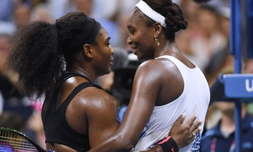 US Open: Serena Williams beats sister Venus to reach semi-finals