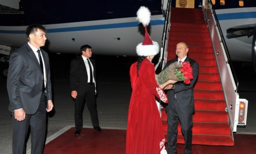 Ильхам Алиев отправился в Казахстан