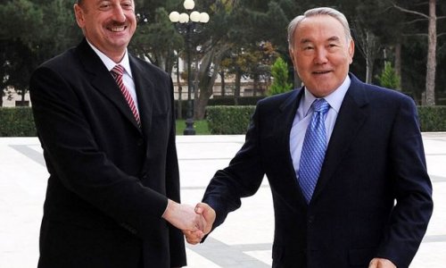 Назарбаев встретился с Ильхамом Алиевым