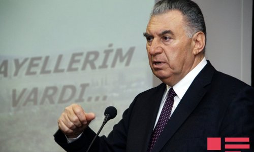 Əli Həsənovdan diplomatlara tənqid: “Səfirlərimiz nə işlə məşğuldurlar?”