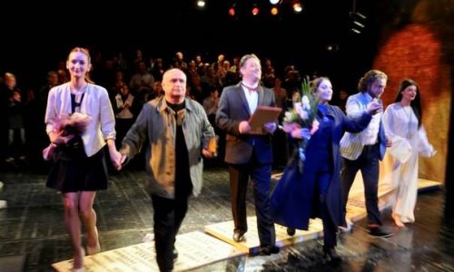 Dünya şöhrətli Robert Sturuanın tamaşaları Musiqili Teatrda - Fotolar