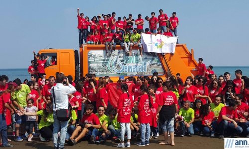 Caspian coast cleaned off garbage in campaign sponsored by Coca-Cola, Bakcell