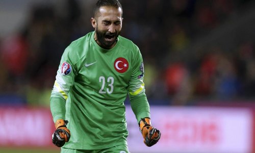 Holland’s Euro 2016 fate lay in Turkey’s hands