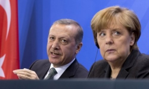Меркель обсудит в Турции Сирию