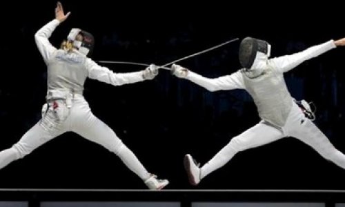 Azerbaijani female fencers claim bronze in France